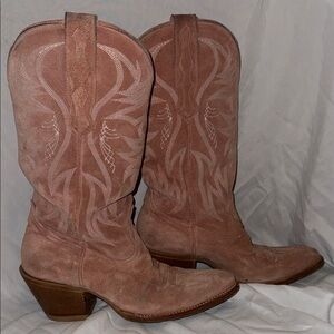 Idyllwind Pink Suede Western Heeled Cowboy Boots